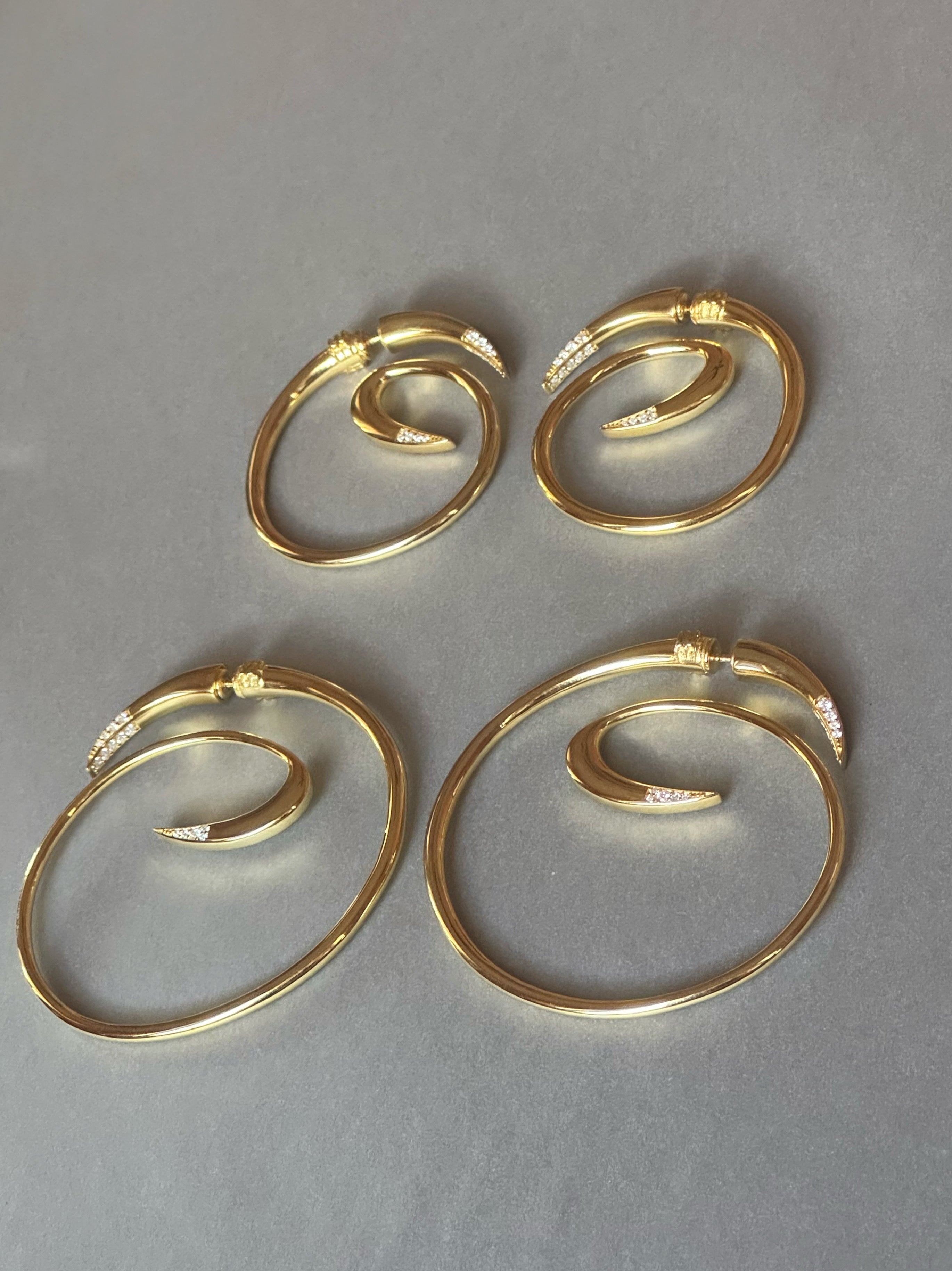 Go Go Hoops Medium Gold