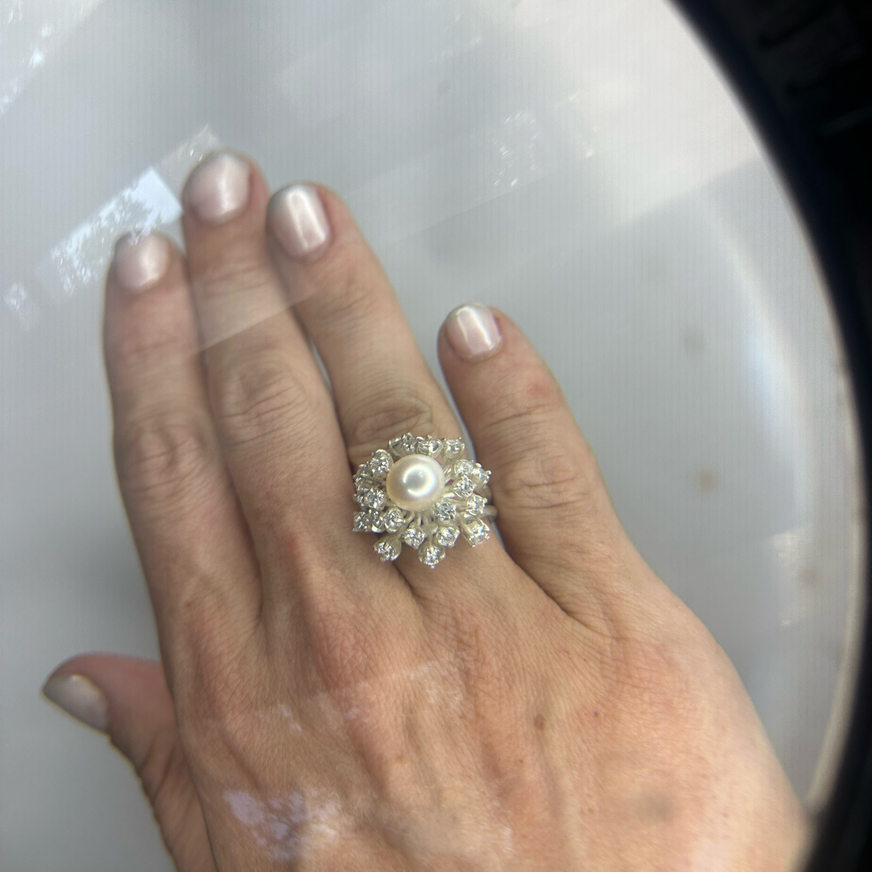 Pom Pom Ring