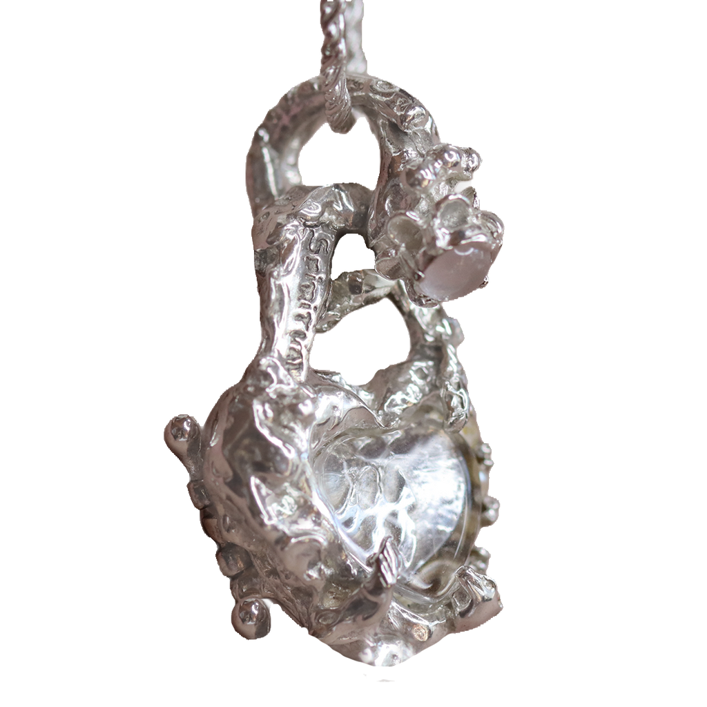 Fossil locket lace