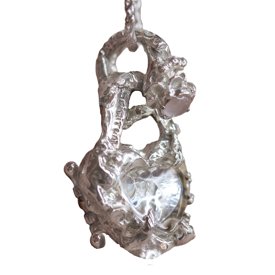 Fossil locket lace