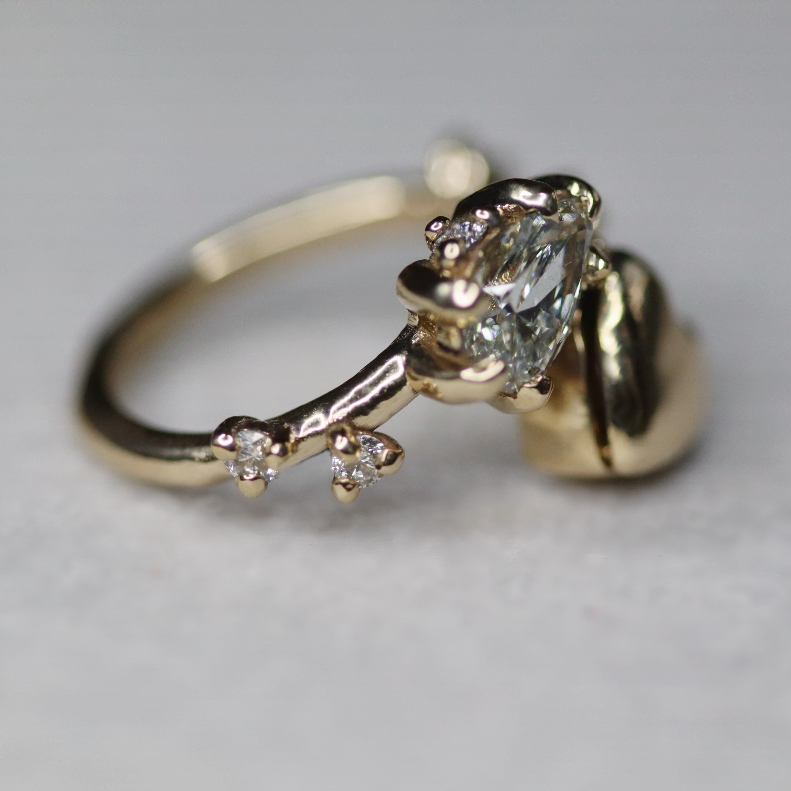 Toi et moi locket ring