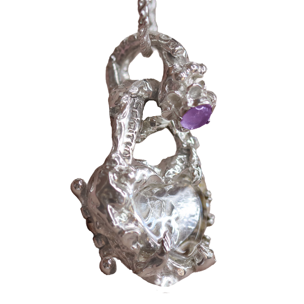 Fossil locket lace