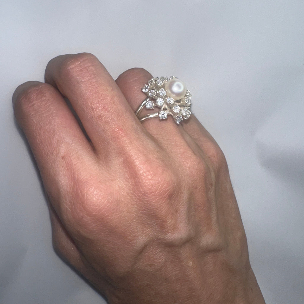 Pom Pom Ring