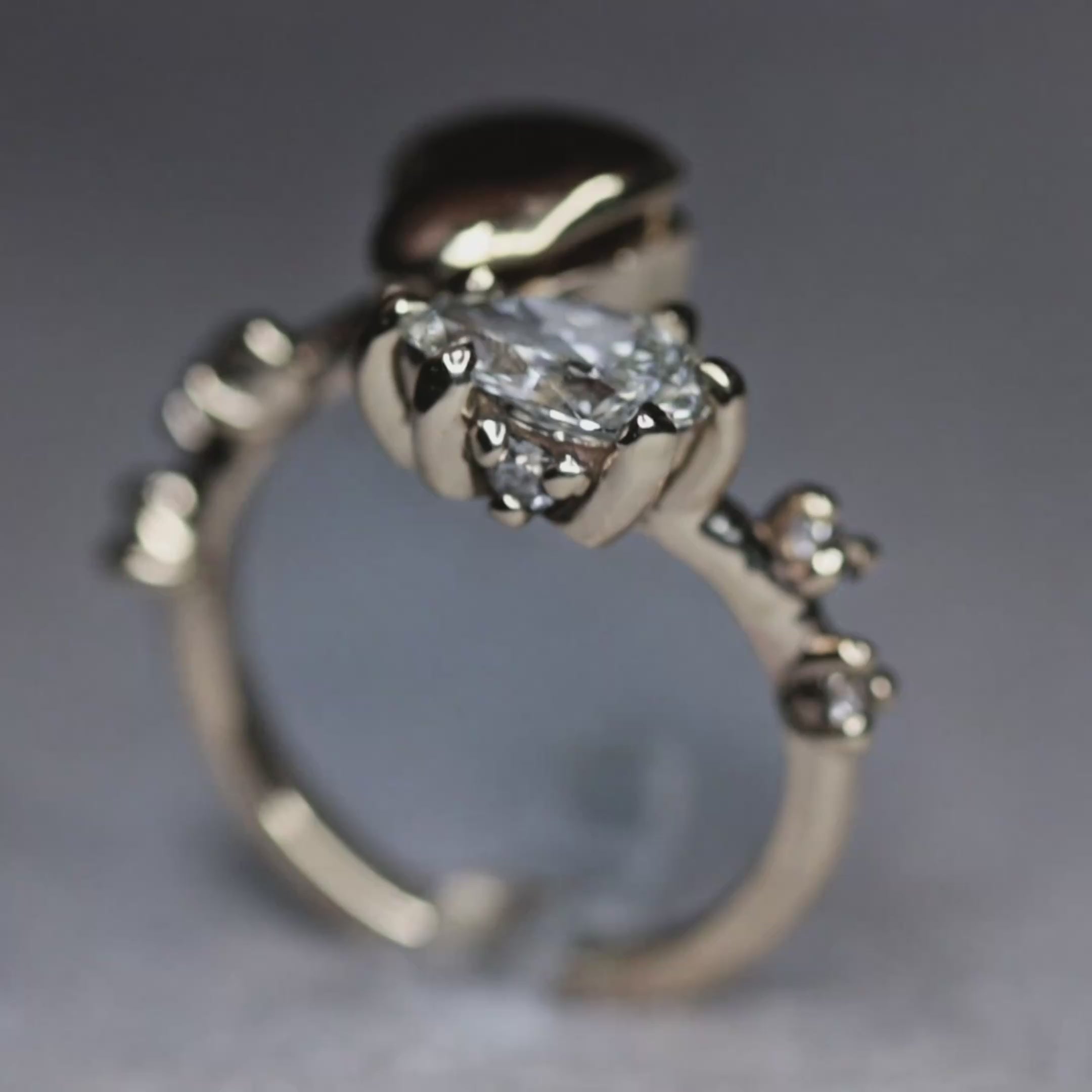 Toi et moi locket ring